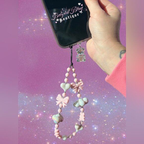 BabyBear charging port plug π©·π§Έ dirt/debris blocker teddy charm holographic - Picture 6 of 15